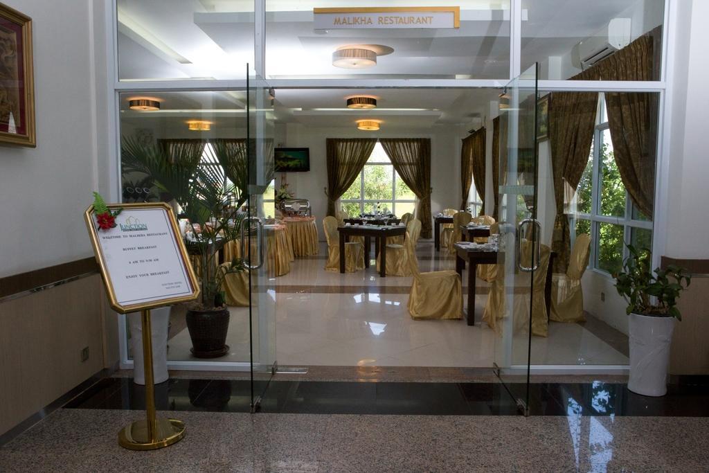 Junction Hotel Nay Pyi Taw Naypyidaw Exterior foto